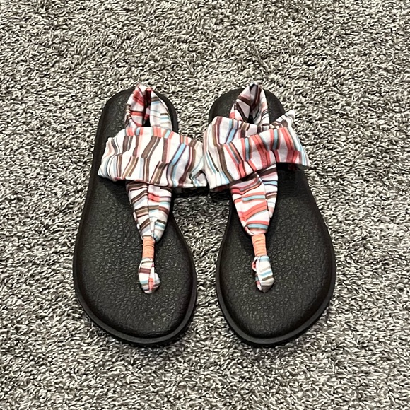 Sanuk neutral print yoga sling sandals - Picture 2 of 8